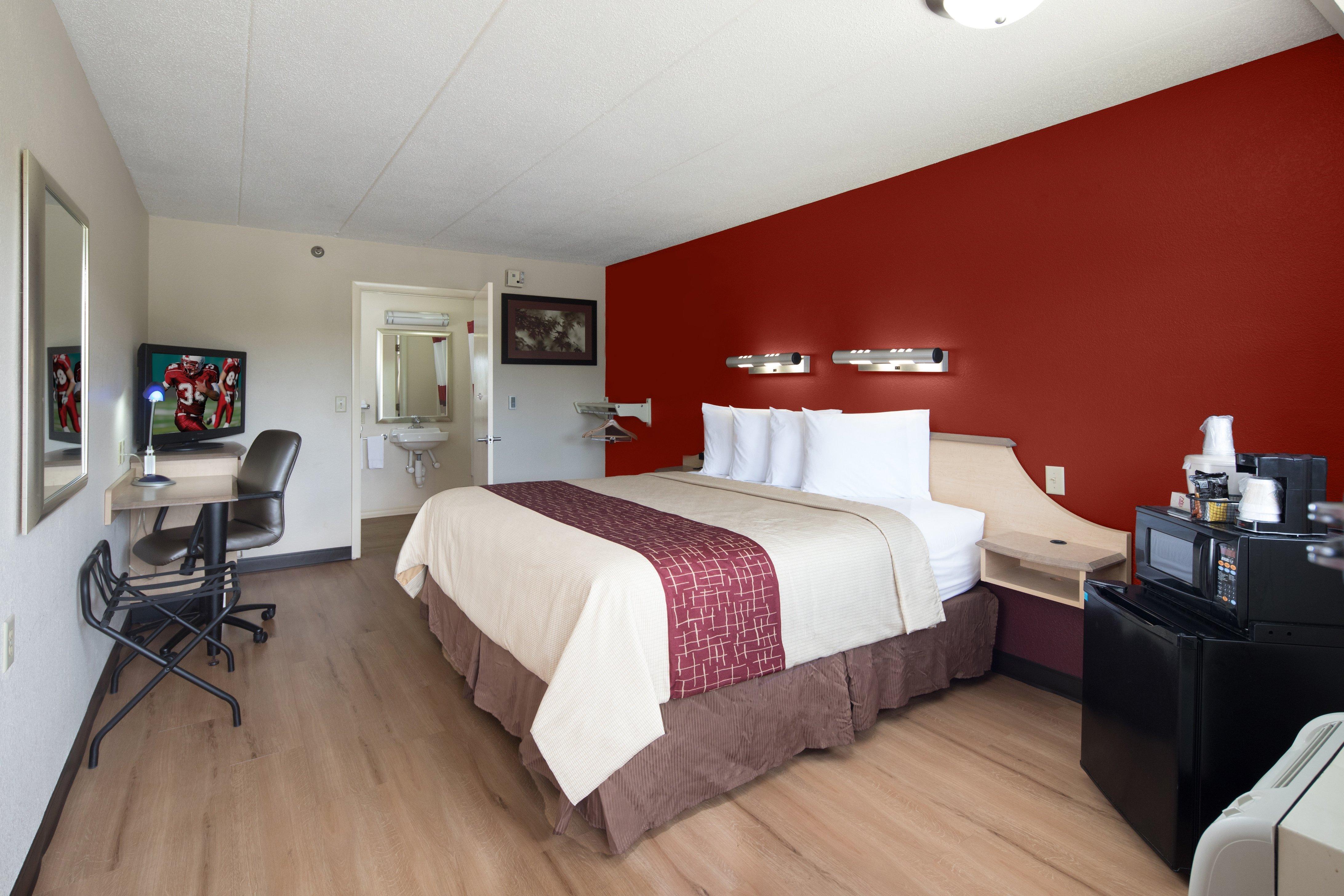 Red Roof Inn Cincinnati Northeast - Блу-Аш Екстер'єр фото