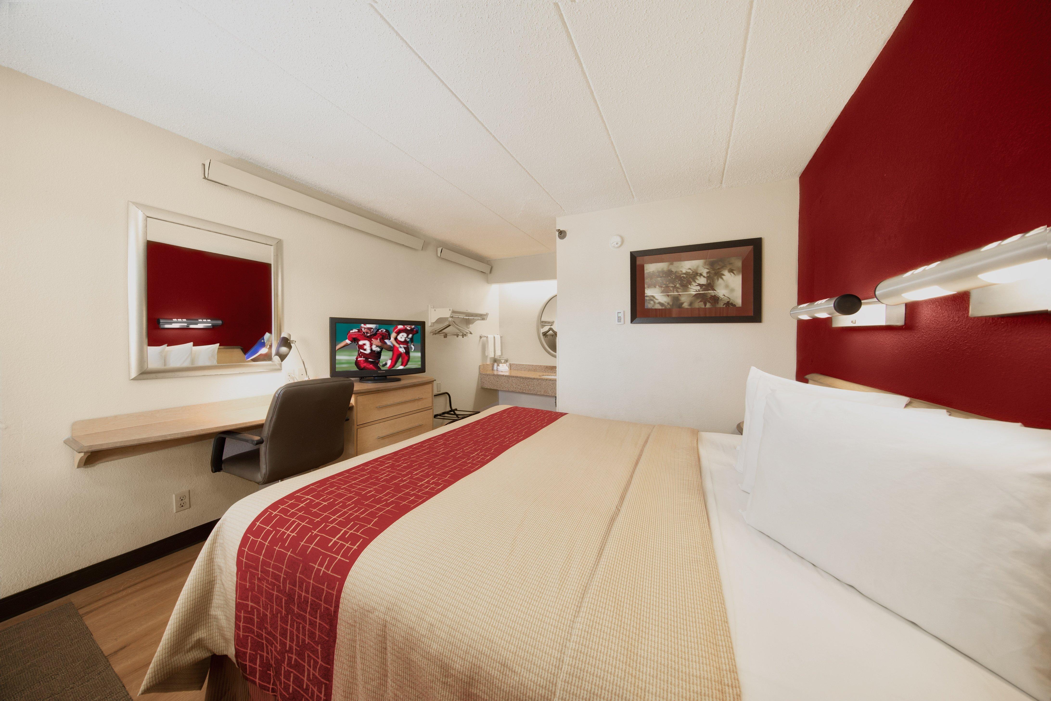 Red Roof Inn Cincinnati Northeast - Блу-Аш Екстер'єр фото